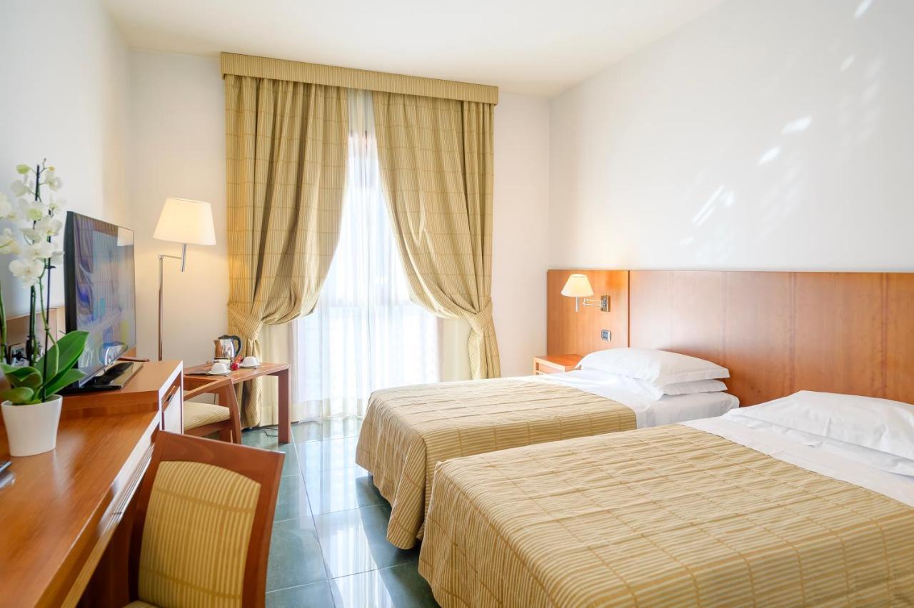Hotel Dei Principati Baronissi Esterno foto