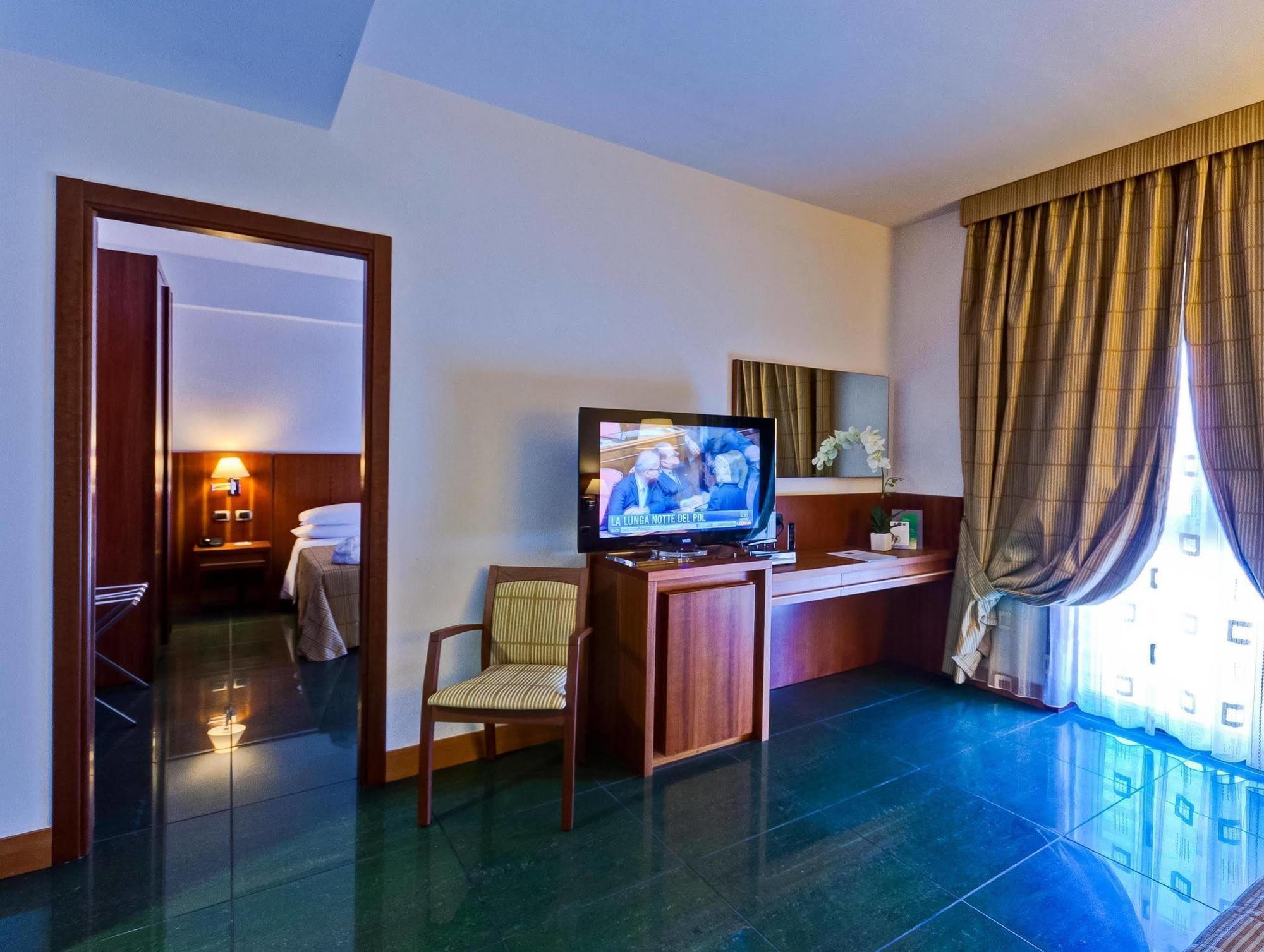Hotel Dei Principati Baronissi Esterno foto