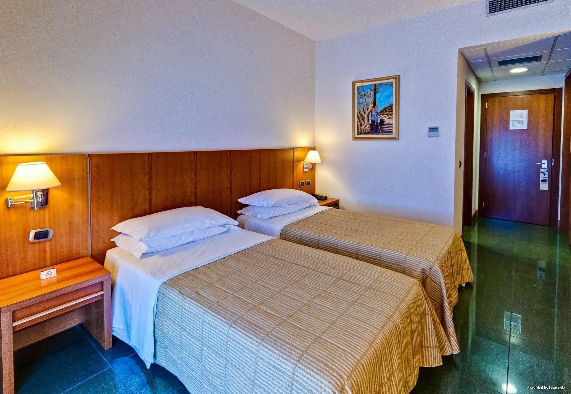 Hotel Dei Principati Baronissi Esterno foto